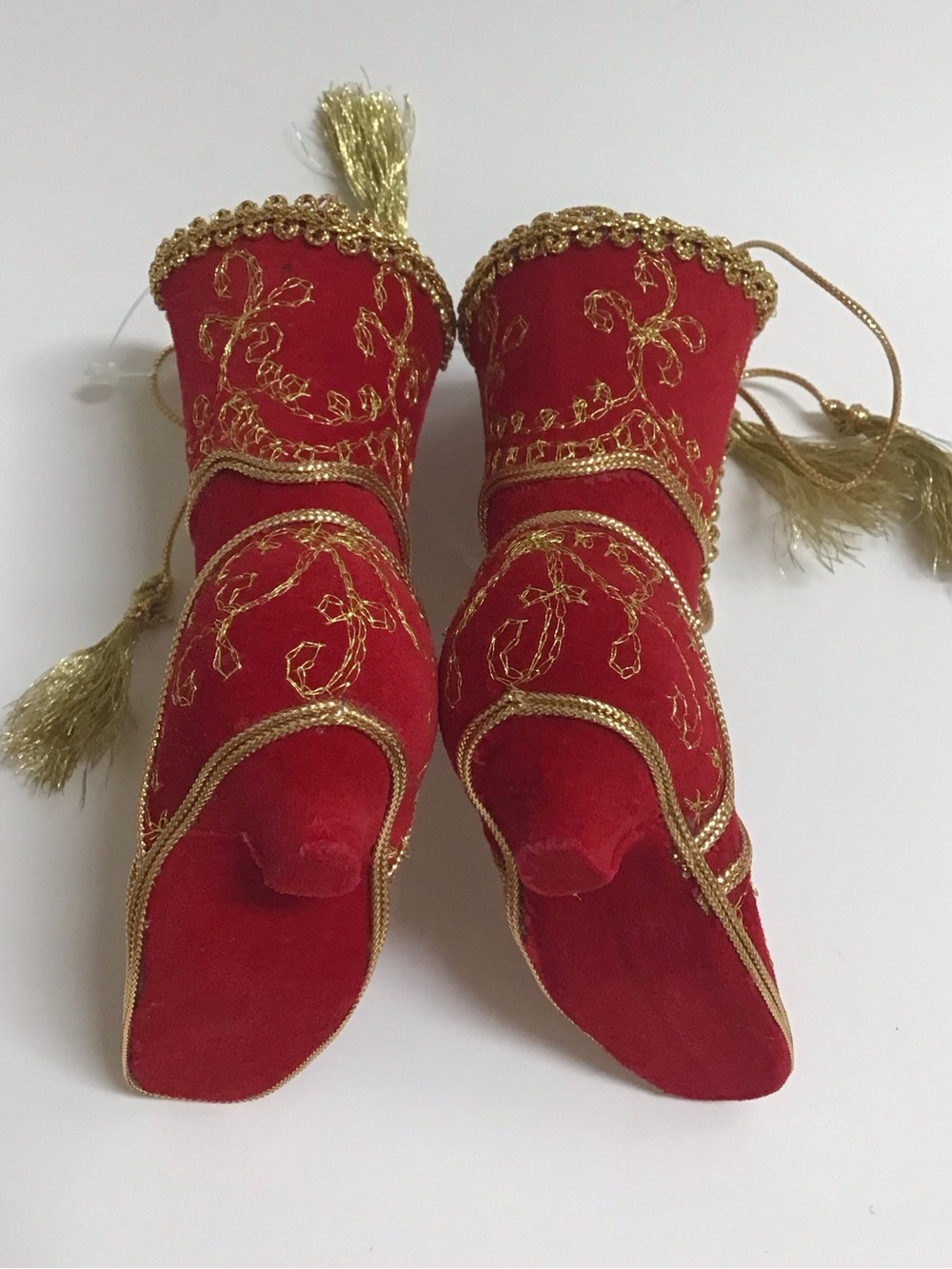 Victorian Look Christmas Tree Ornaments SET OF 3 Red Velvet Gold Trim Boots NEW - Picture 7 of 16